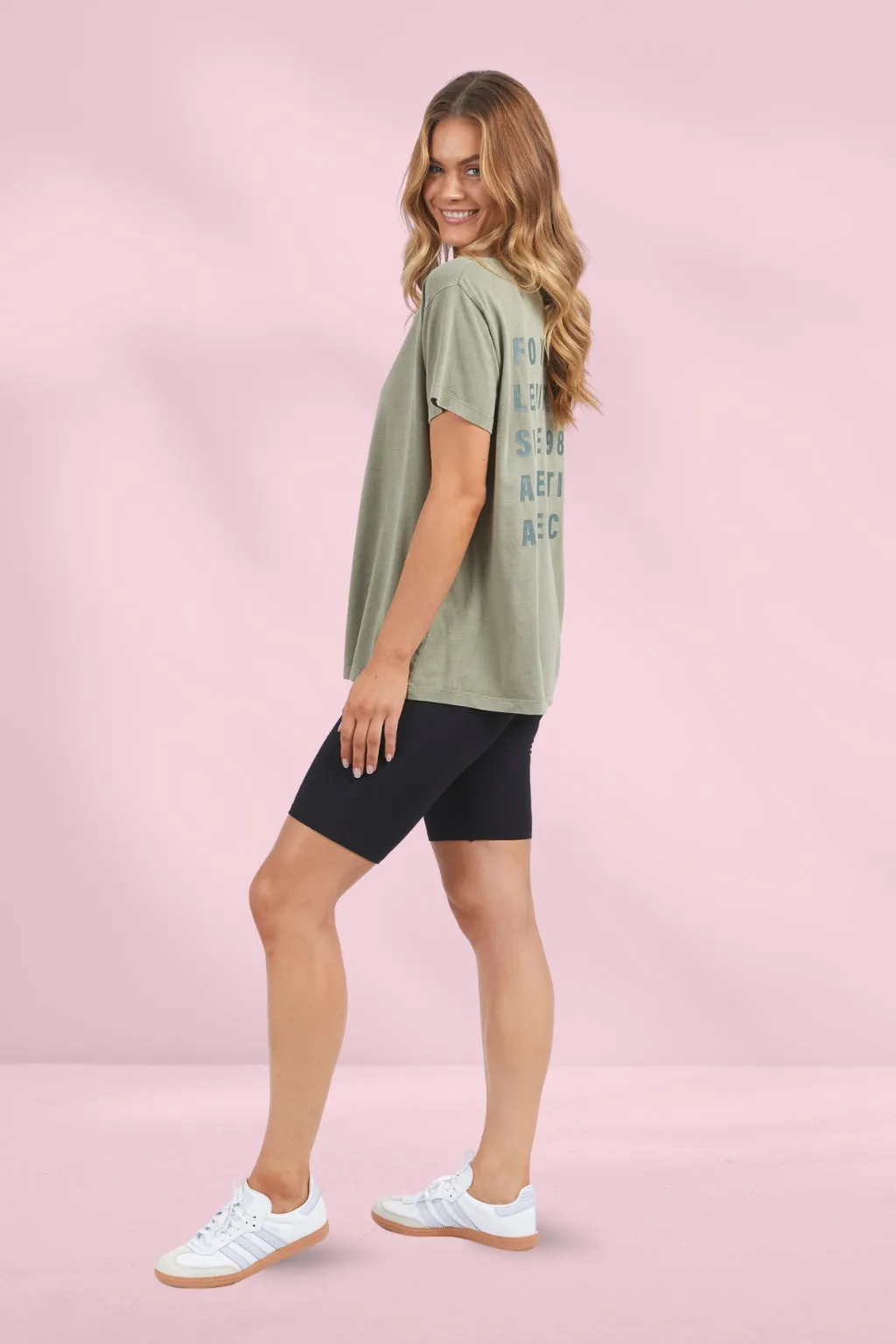 Foxwood Authentic Tee Dark Sage