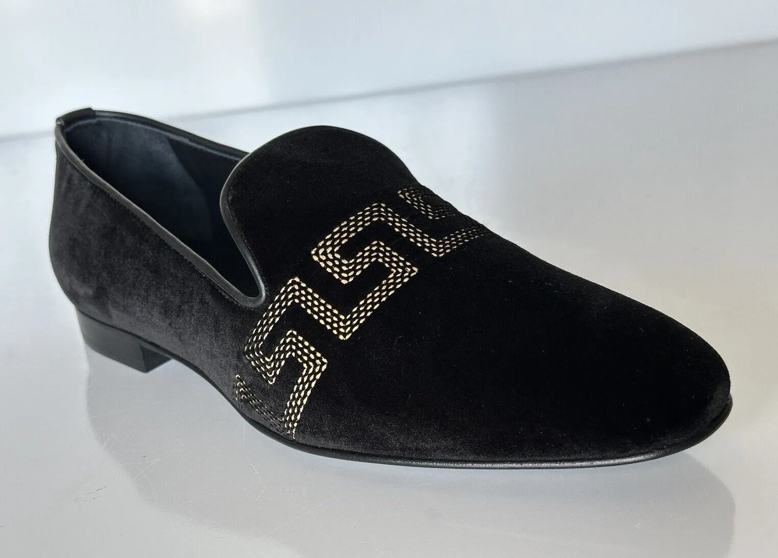 NIB $850 VERSACE Greca Men's Suede Black Loafers Shoes 6 US (39 Euro) IT 1003792