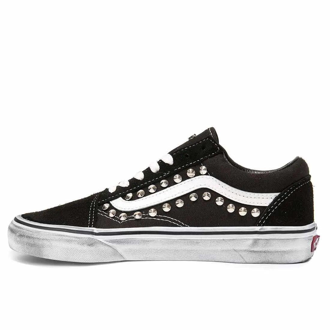 Vans Old Skool con Borchiette